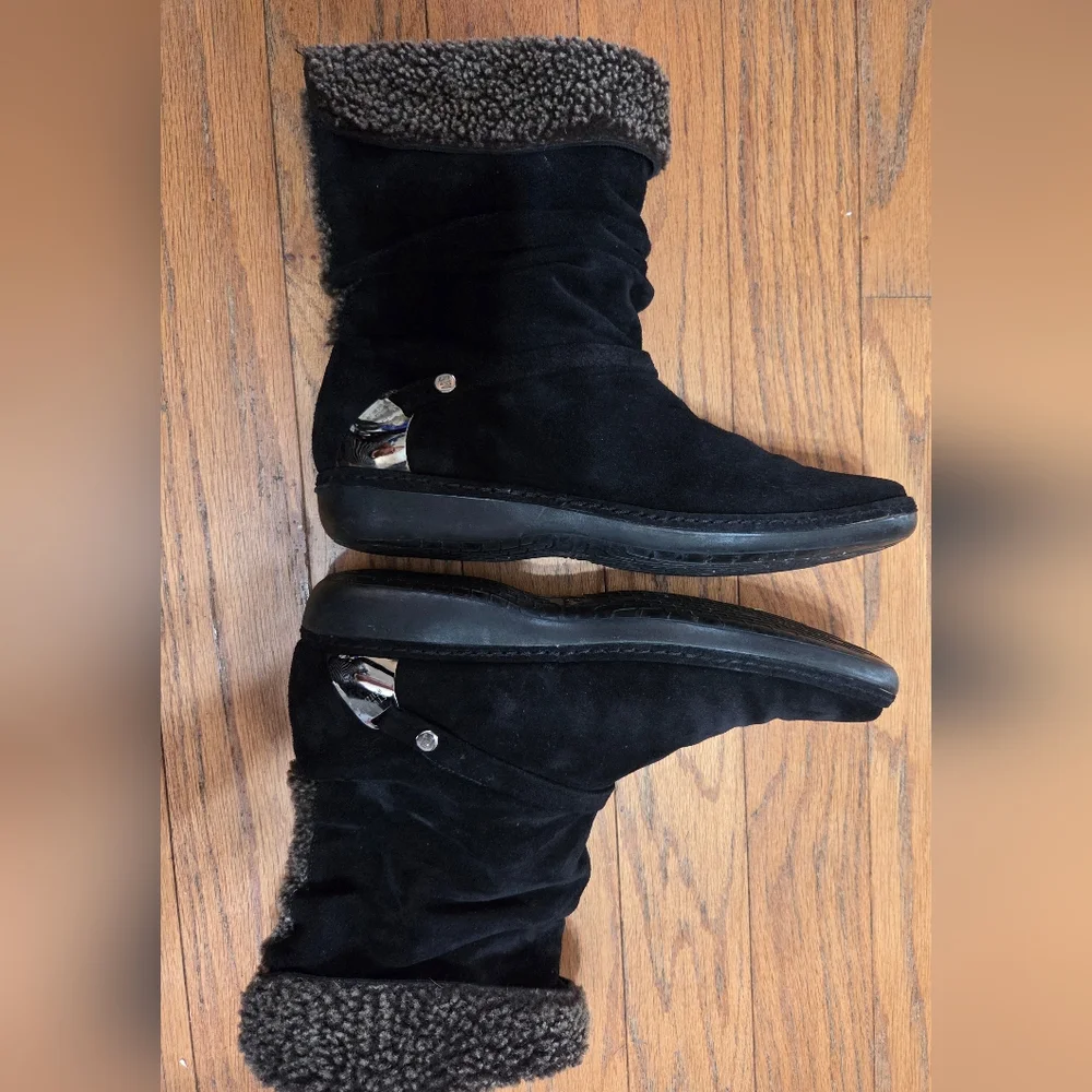 Stuart Weitzman Black Suede Sherpa Ankle Boots Size 9.5